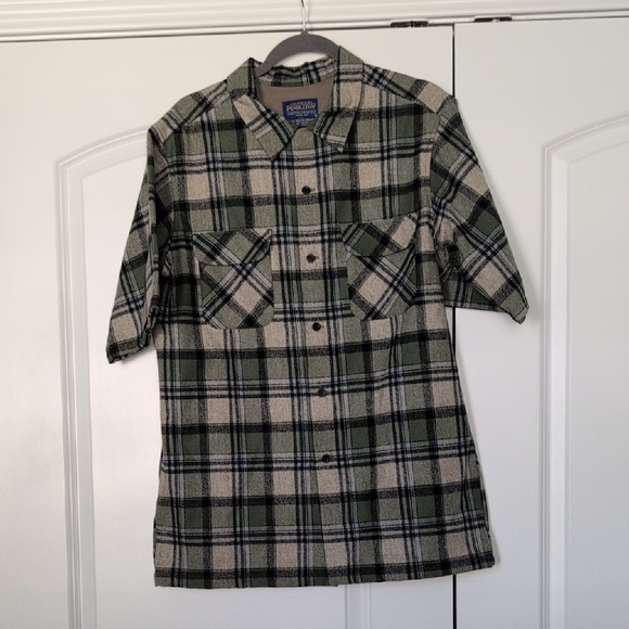 Pendleton Other - Men's Pendleton Short-Sleeve Flannel Shirt